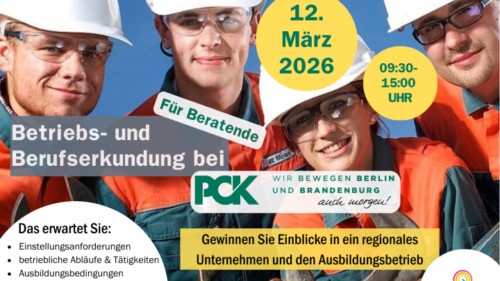 Vier Personen mit Schutzhelm schauen freundlich in die Kamera.